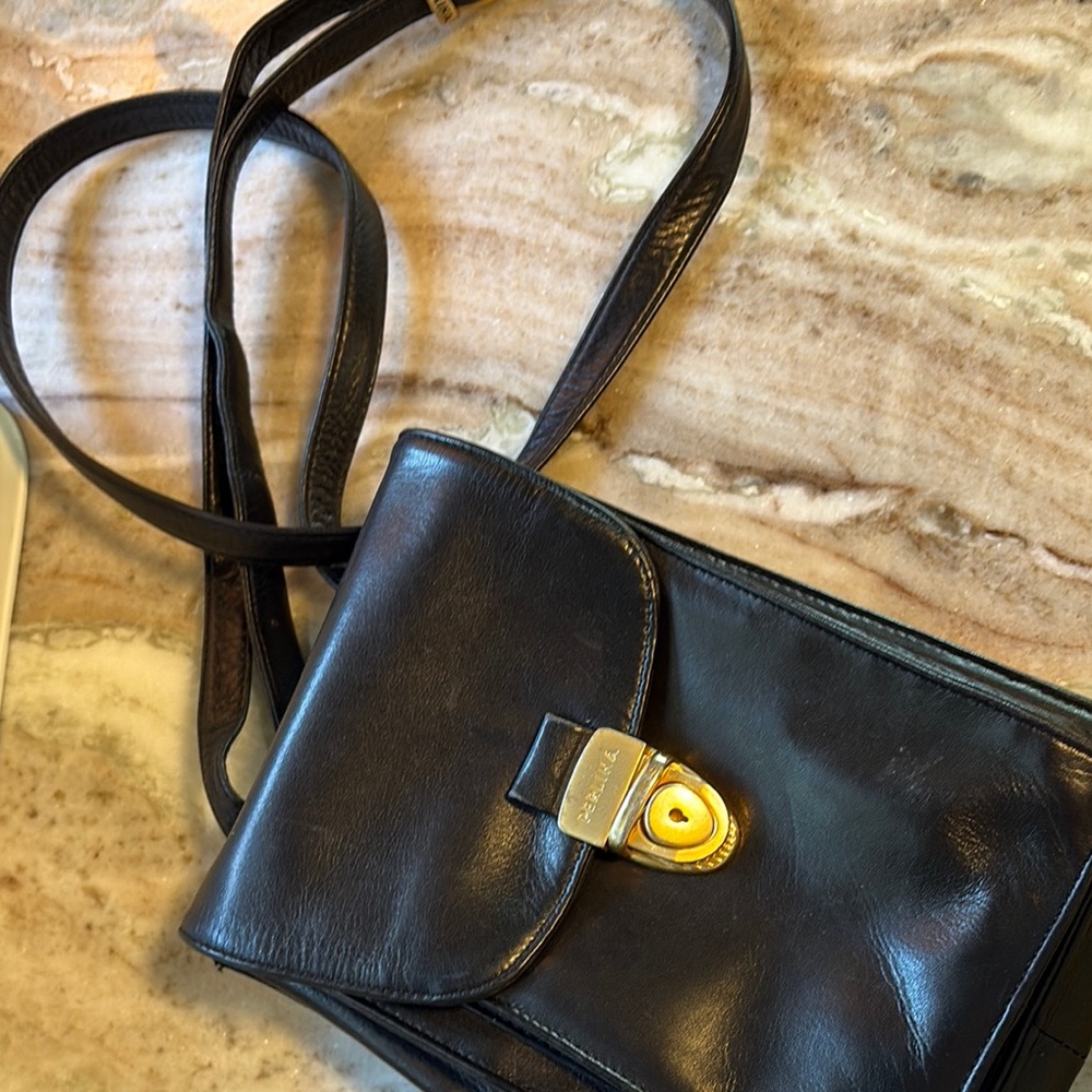 Perlina Black Leather Crossbody Bag with Gold Clasp